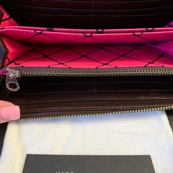 Marc by Marc Wallet - Picture 3 of 4